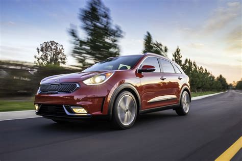 All-New 2017 Niro Hybrid Utility Vehicle Arrives in the Windy City for ...