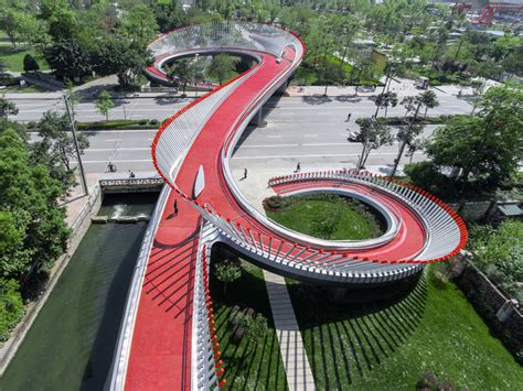 Innovative Pedestrian Bridges and Their Construction Details | ArchDaily