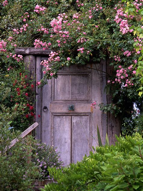 17 country garden gates which demonstrate a perfect combination of form and function - Country Life