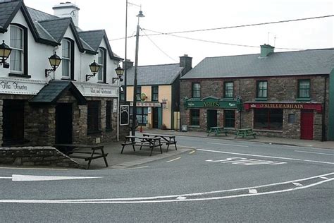 Centre of Glenbeigh © Graham Horn :: Geograph Ireland