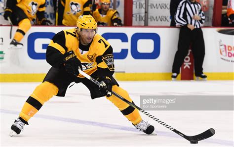 Matt Cullen - Pittsburgh Penguins Winter Classic 2016-17 - Christopher's Gamers