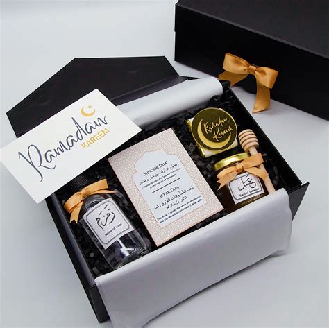 Ramadan Gift Box With Zamzam Dua' Magnet Chocolate - Etsy