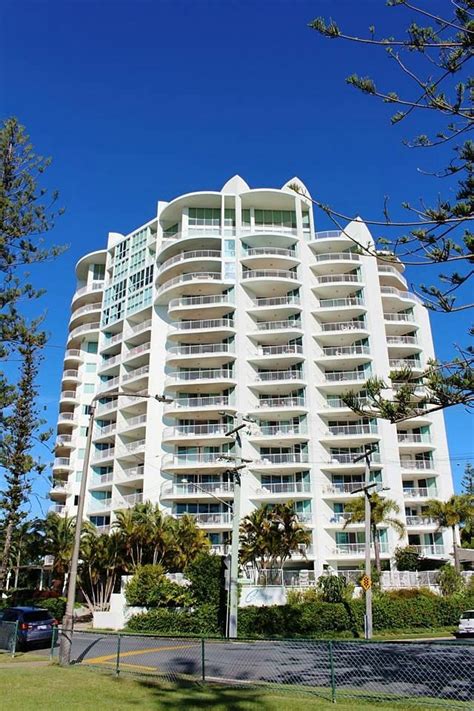 CRYSTAL BAY ON THE BROADWATER - Updated 2024 Prices & Condominium ...