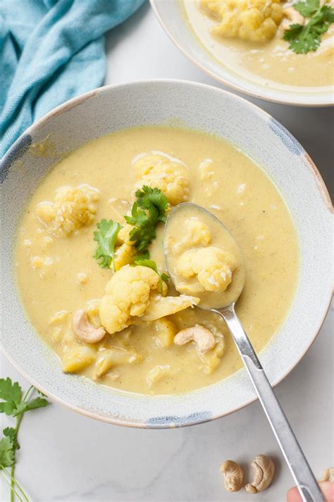 Curried cauliflower soup with coconut milk - Everyday Delicious
