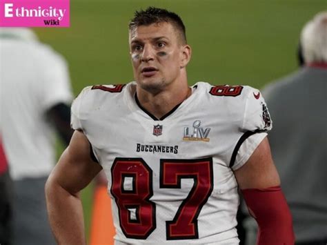 Rob Gronkowski ,Ethnicity,Parents, Wiki, Biography, Age, Girlfriend, Net Worth