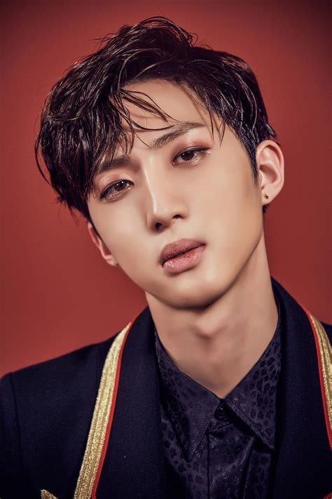 Hui (Pentagon) Profile - K-Pop Database / dbkpop.com