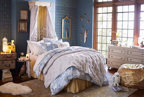 Pottery Barn's 'Harry Potter' collection sends kids to Hogwarts in style | Harry potter bedroom ...