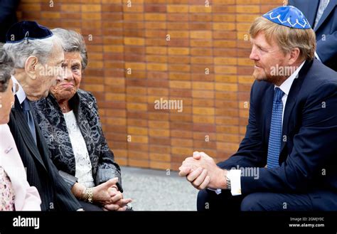 King Willem-Alexander of the Netherlands reveals National Holocaust Namesmonument in Amsterdam ...