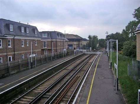 Hampton (London) railway station - Alchetron, the free social encyclopedia