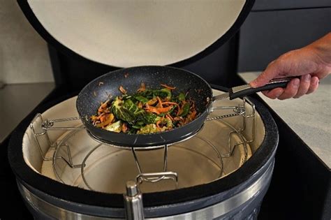 Using a Wok on your BBQ - Grillo AU | Beautiful Outdoor Kitchens