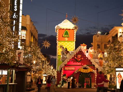 Things to Do for Christmas in Los Angeles