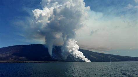 Volcanic unrest around the world: eruptions at Fernandina island ...