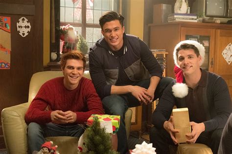 Photo #813799 from Riverdale Celebrates the Holidays With Festive ...