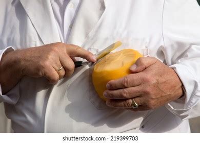 2,269 Edam Cheese Netherlands Images, Stock Photos & Vectors | Shutterstock