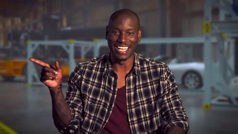 The Fate of the Furious: Tyrese Gibson "Roman Pearce" Behind the Scenes ...