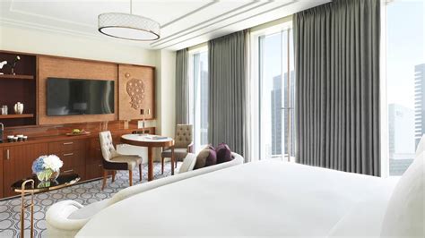 Abu Dhabi Deluxe Hotel Room | Luxury Guest Room | Four Seasons