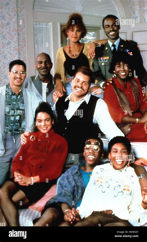 A DIFFERENT WORLD, Darryl Bell, Lou Myers, Cree Summers, Glynn Turman, Sinbad, Charnele Brown ...