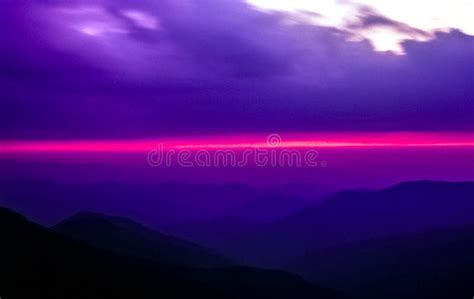 Mountains stock photo. Image of earth, backdrop, dome - 8189800