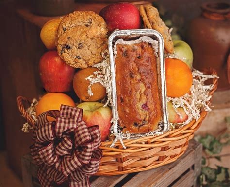 Bakery Basket – Linvilla Orchards