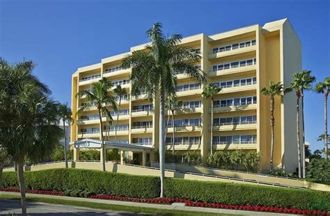 Edgewater Naples Reviews: Beach Hotel Revealed – Family Destinations Guide