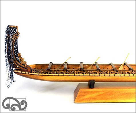 Maori art. Large authentic Maori waka. - Aotearoa.co.nz