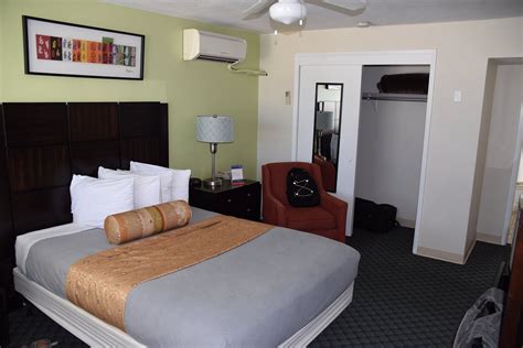 Beachside Resort Motel Rooms: Pictures & Reviews - Tripadvisor