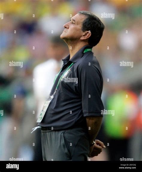 Carlos alberto brazil world cup hi-res stock photography and images - Alamy