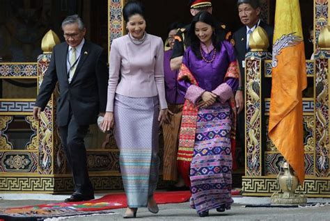 King and Queen of Bhutan welcomes the Prime Minister of Thailand