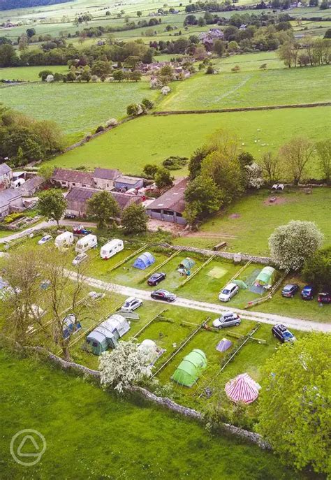 Dale Farm Rural Campsite in Bakewell, Derbyshire - book online now