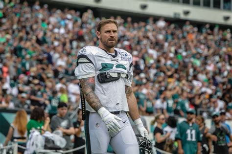 Chris Long would consider ‘official retirement’ as an Eagle - pennlive.com