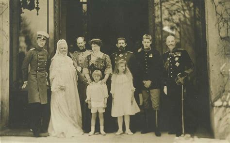 Queen Marie of Romania | Romanian royal family, Royal family, Royal