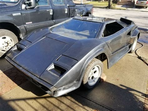 needs TLC 1988 Lamborghini Countach replica project for sale