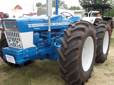 Unusual Ford 4 wheel drive tractor | Ford tractors, Tractors, Ford county