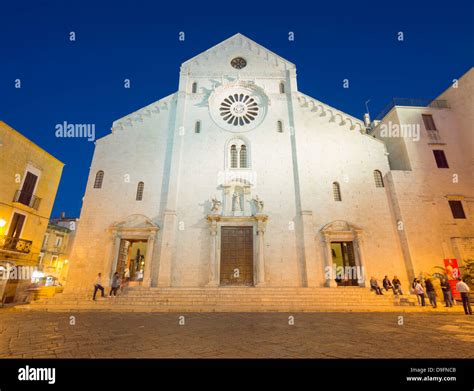 Bari Cathedral, Bari, Puglia, Italy Stock Photo - Alamy