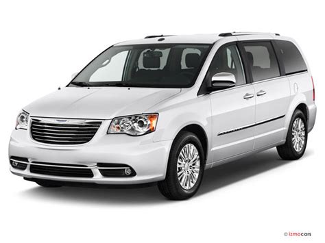 2015 Chrysler Town & Country Review, Pricing, & Pictures | U.S. News