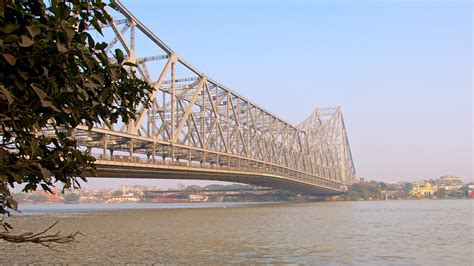 Howrah Bridge - Kolkata ｜Expedia.co.in