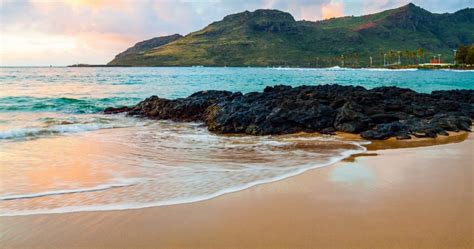 10 Beautiful Beaches To Visit In Hawaii