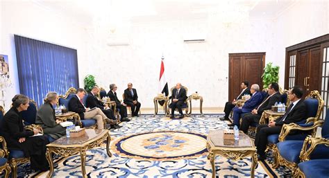 Yemeni puppet government in Aden receives delegation of European Union ...