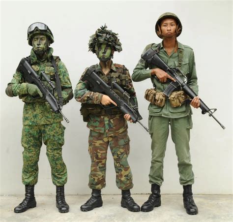 Singapore Digitals and some history of Singapore Combat Dress