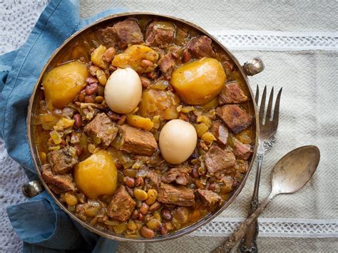 Let's Make Cholent! | PJ Library