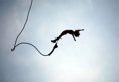 The Worlds 5 Best Bungee Jumps | Graybit