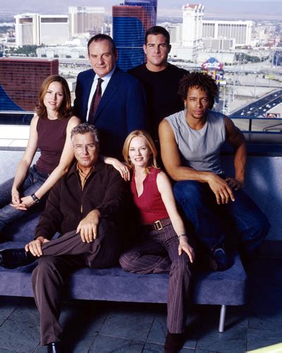 CSI : Crime Scene Investigation [Cast] photo