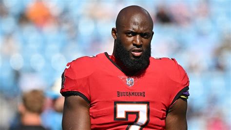 Bucs' Leonard Fournette Fuming Over Situation On Worst Rushing Team