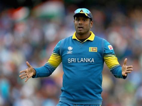 Angelo Mathews rues missed chances as Sri Lanka bow out