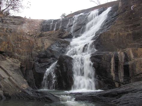 13 Mesmerizing Waterfalls near Indore That You Ought to Visit