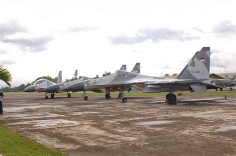 Sukhoi Su-27 and Su-30 MK2 Fighter Jets of Indonesian Air Force ...