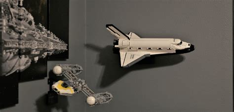 Ultimate Display Solutions wall mount display for Lego NASA Space Shuttle Discovery 10283 ...