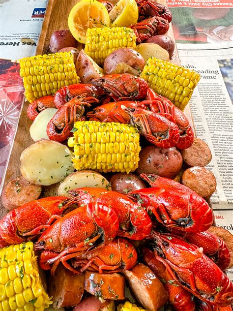 Cajun Crawfish Boil Recipe - Simple Seafood Recipes