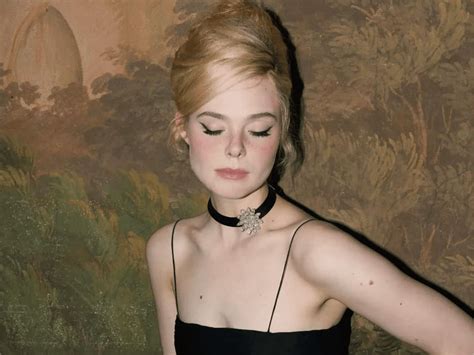 Elle Fanning's Baby Beehive Is Peak Princesscore