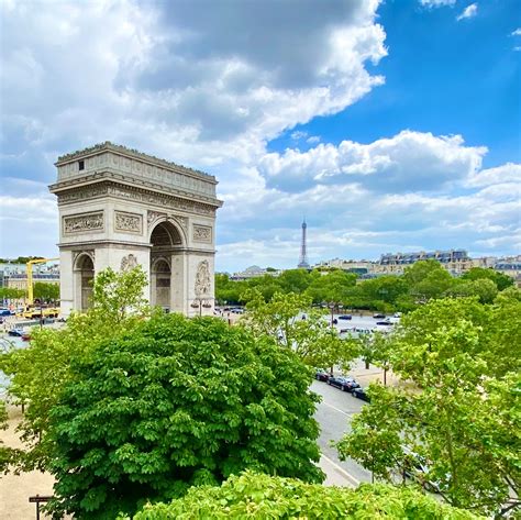 Arc de Triomphe private visit | Secret Journeys Paris